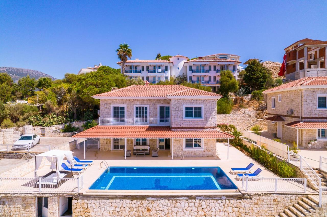 La Kumsal Denize Sifir Ve Ozel Havuzlu Dubleks Suit Kaş Exterior foto