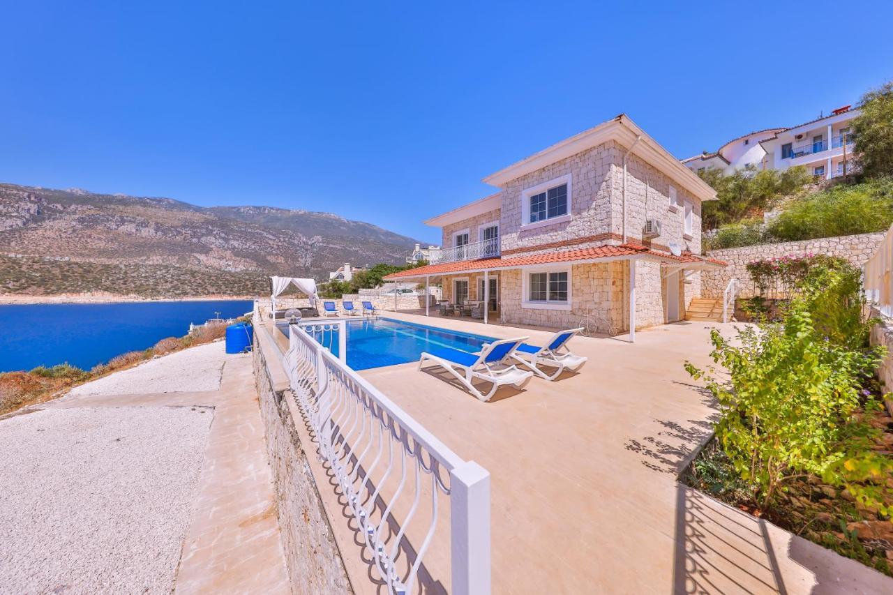 La Kumsal Denize Sifir Ve Ozel Havuzlu Dubleks Suit Kaş Exterior foto