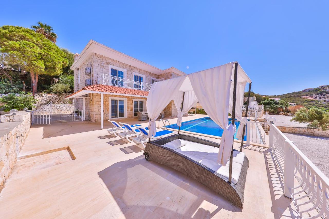 La Kumsal Denize Sifir Ve Ozel Havuzlu Dubleks Suit Kaş Exterior foto