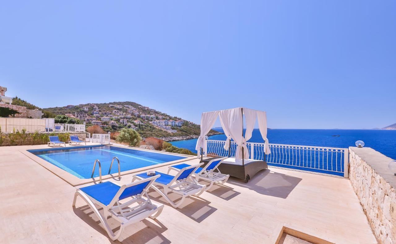 La Kumsal Denize Sifir Ve Ozel Havuzlu Dubleks Suit Kaş Exterior foto
